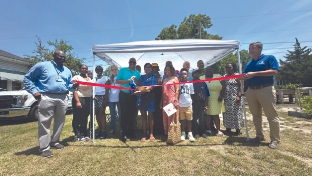 Washington Housing Authority Ribbon cutting at Josephine Royster Community Garden.